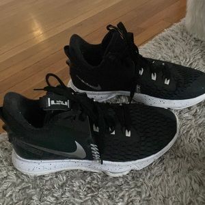 nike air zoom basketball shoes -black/silver/white/metallic-style CQ9380-001